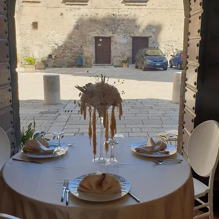 Boutique Palazzo Dei Vescovi 4*