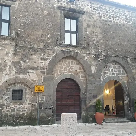 Boutique Palazzo Dei Vescovi 4*