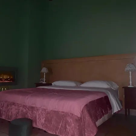 Boutique Palazzo Dei Vescovi 4* Caserta Vecchia